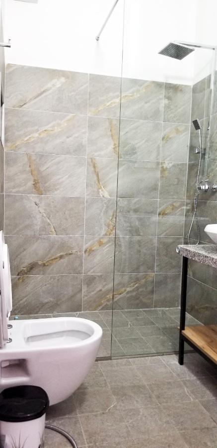 City Center Cute And Comfy Apartment - Ajia Apartments Tirana Zewnętrze zdjęcie