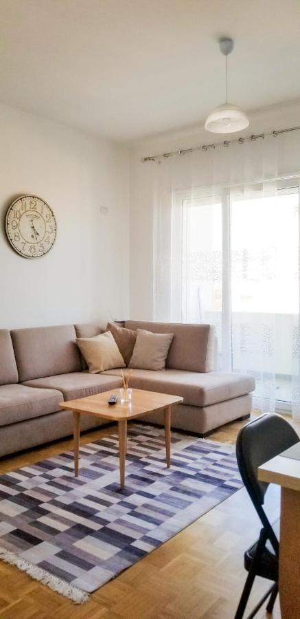 City Center Cute And Comfy Apartment - Ajia Apartments Tirana Zewnętrze zdjęcie